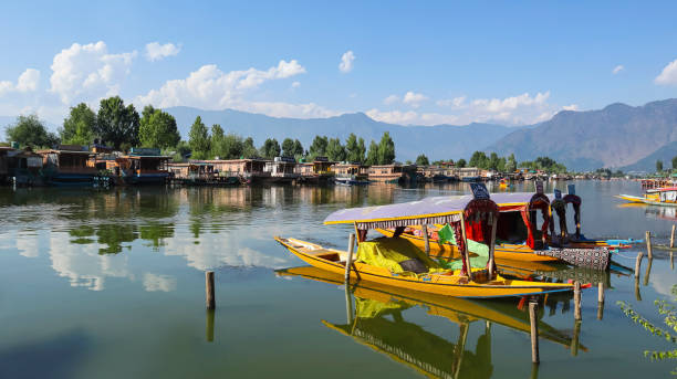 Kashmir with Vaishnodevi 6N/7D tour package